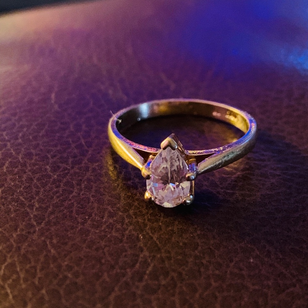 Diamond ring